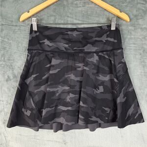 Athleta Skirt Small Ace Printed Tennis Skort 15.5 Camo‎ Athletic Athleisure Golf